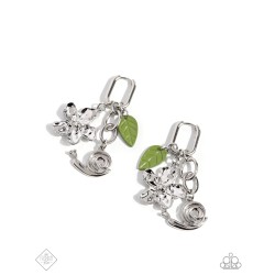 Cottagecore Chronicle - Green