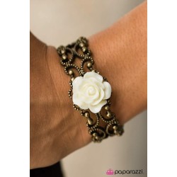 Botanical Bliss - Brass
