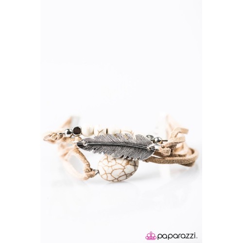 Fly High White Bracelet