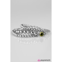 Red Carpet Affair Green Bracelet
